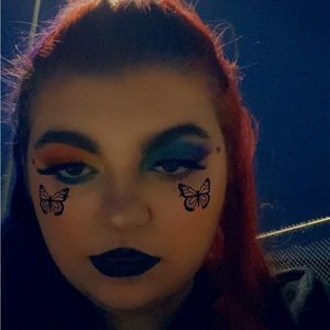 Meet your Posher, Deanna